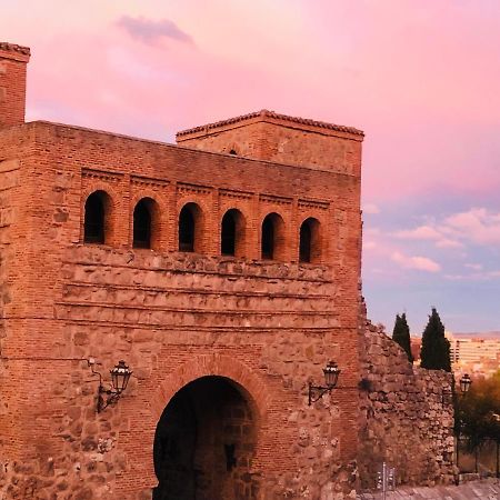 El Capricho Del Arco_Apartamentos Burgos Catedral Экстерьер фото