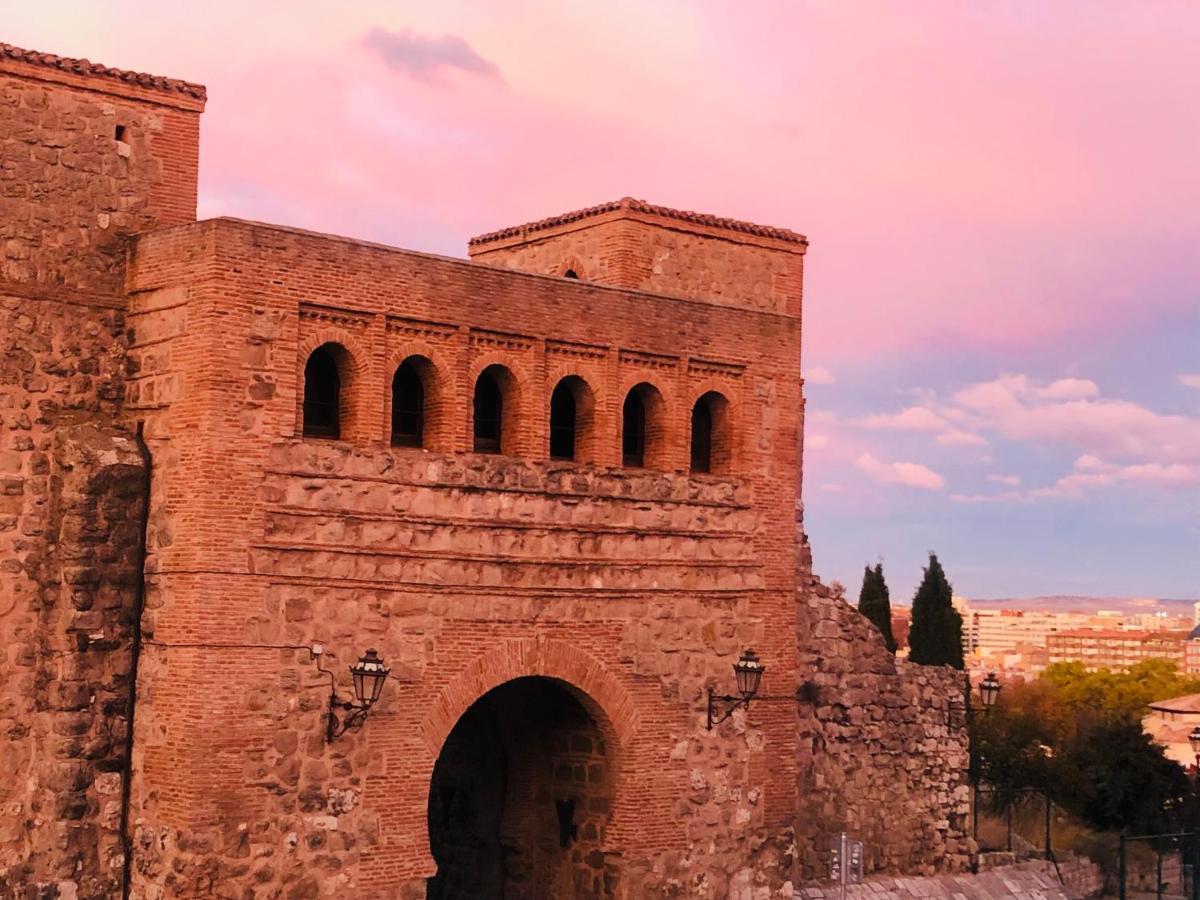 El Capricho Del Arco_Apartamentos Burgos Catedral Экстерьер фото